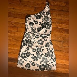 Abercrombie & Fitch Green Floral One-Shoulder Dress